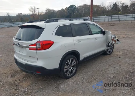 2021 Subaru Ascent Premium из США, поврежденный, VIN 4S4WMAHD8M3445341
